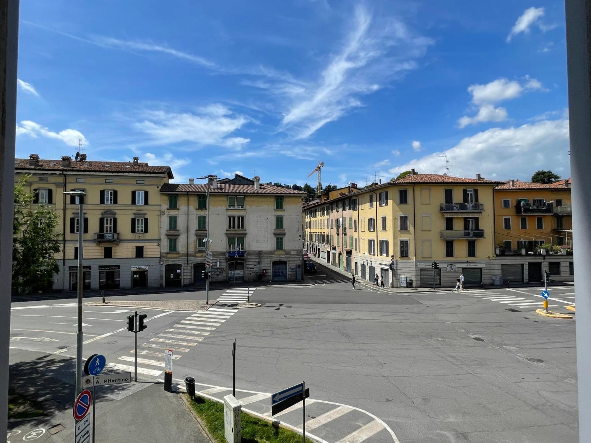 Апартаменты La Casina Di Alessia Бергамо Экстерьер фото